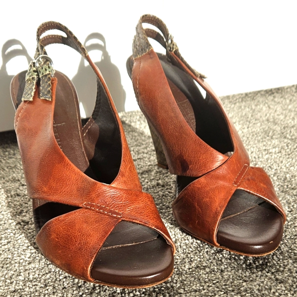 Made in Italy - Latitude Femme Wedge Heels sz 37.5